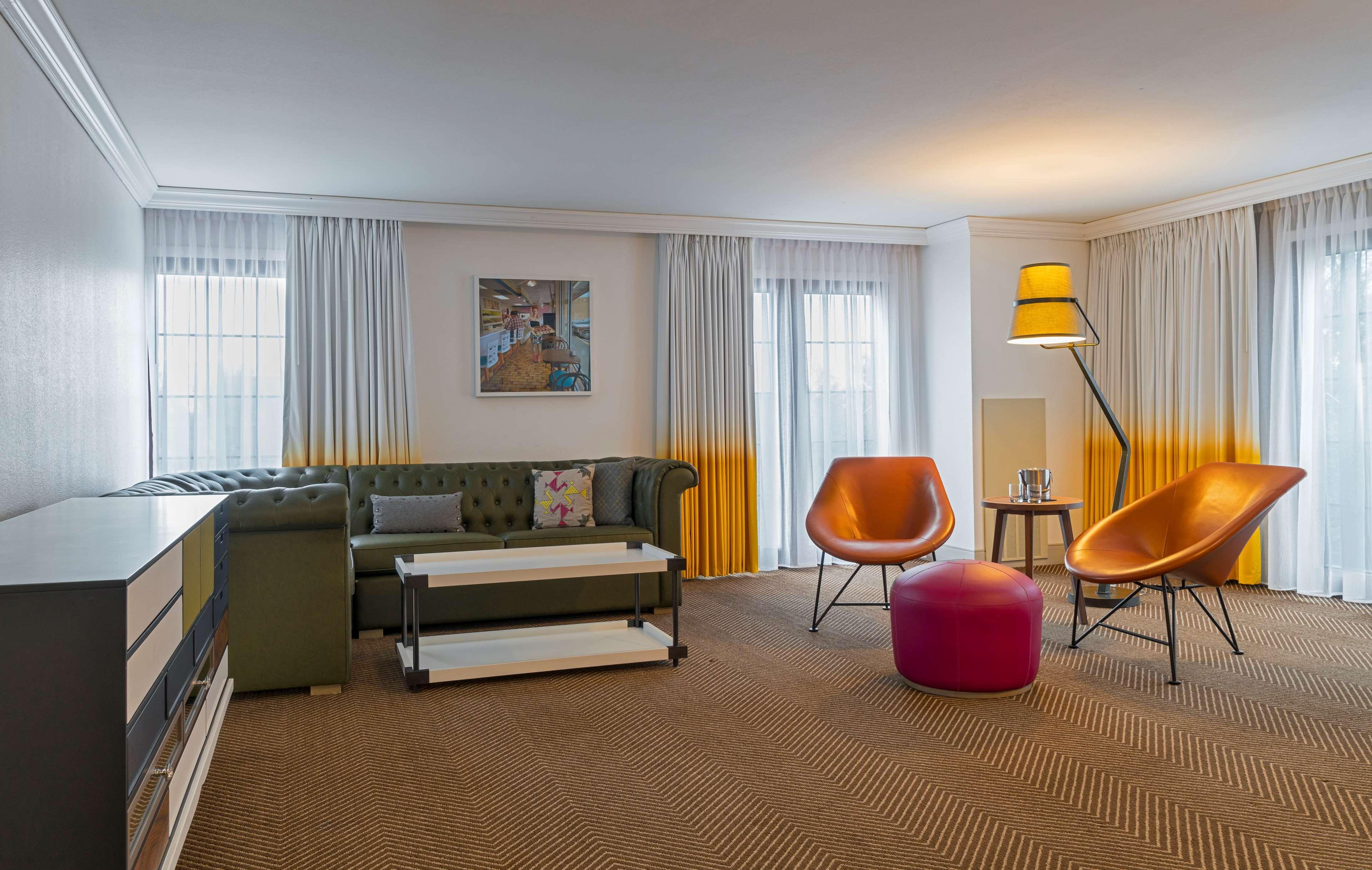 Hotel Doubletree By Hilton Austin Exteriér fotografie