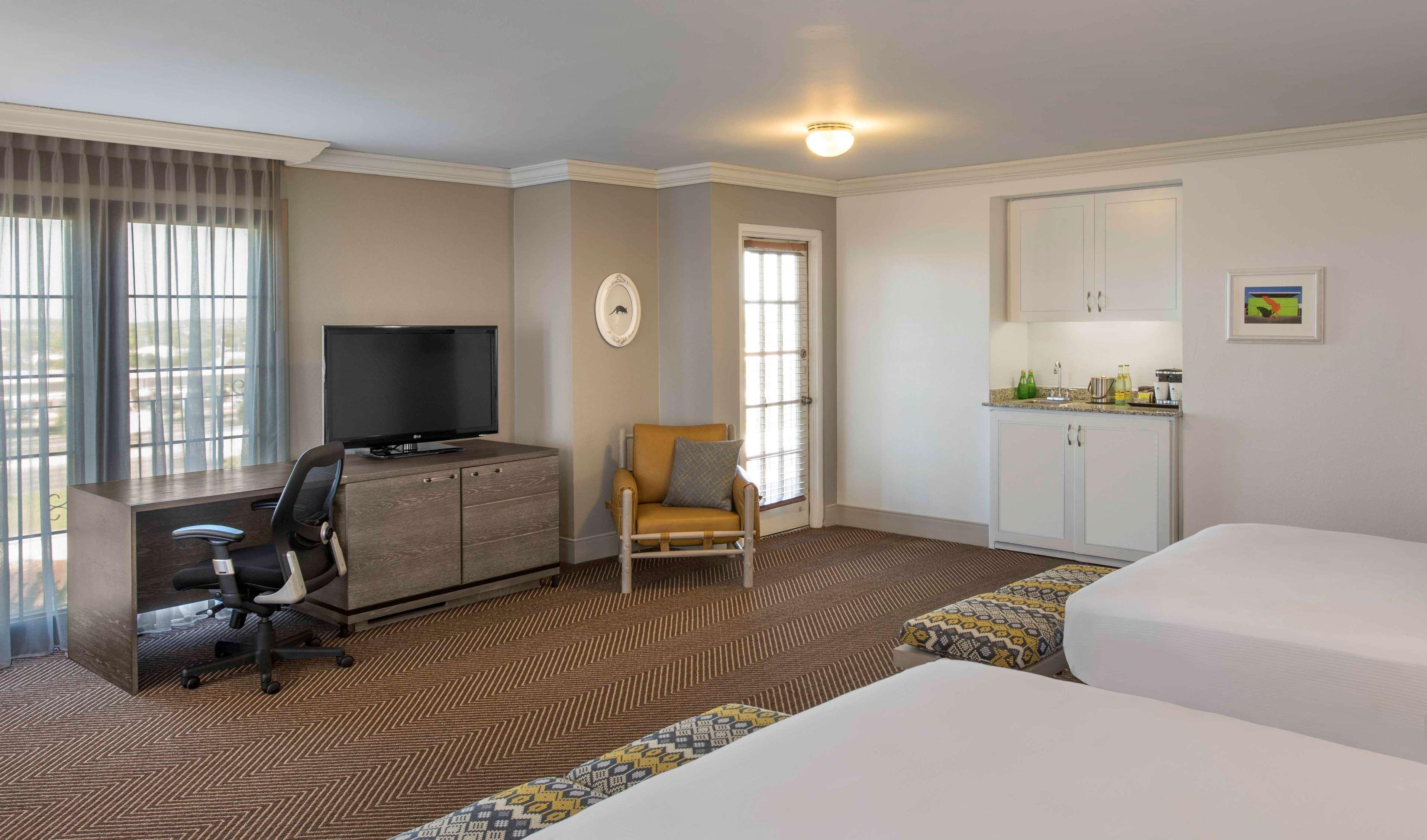 Hotel Doubletree By Hilton Austin Exteriér fotografie