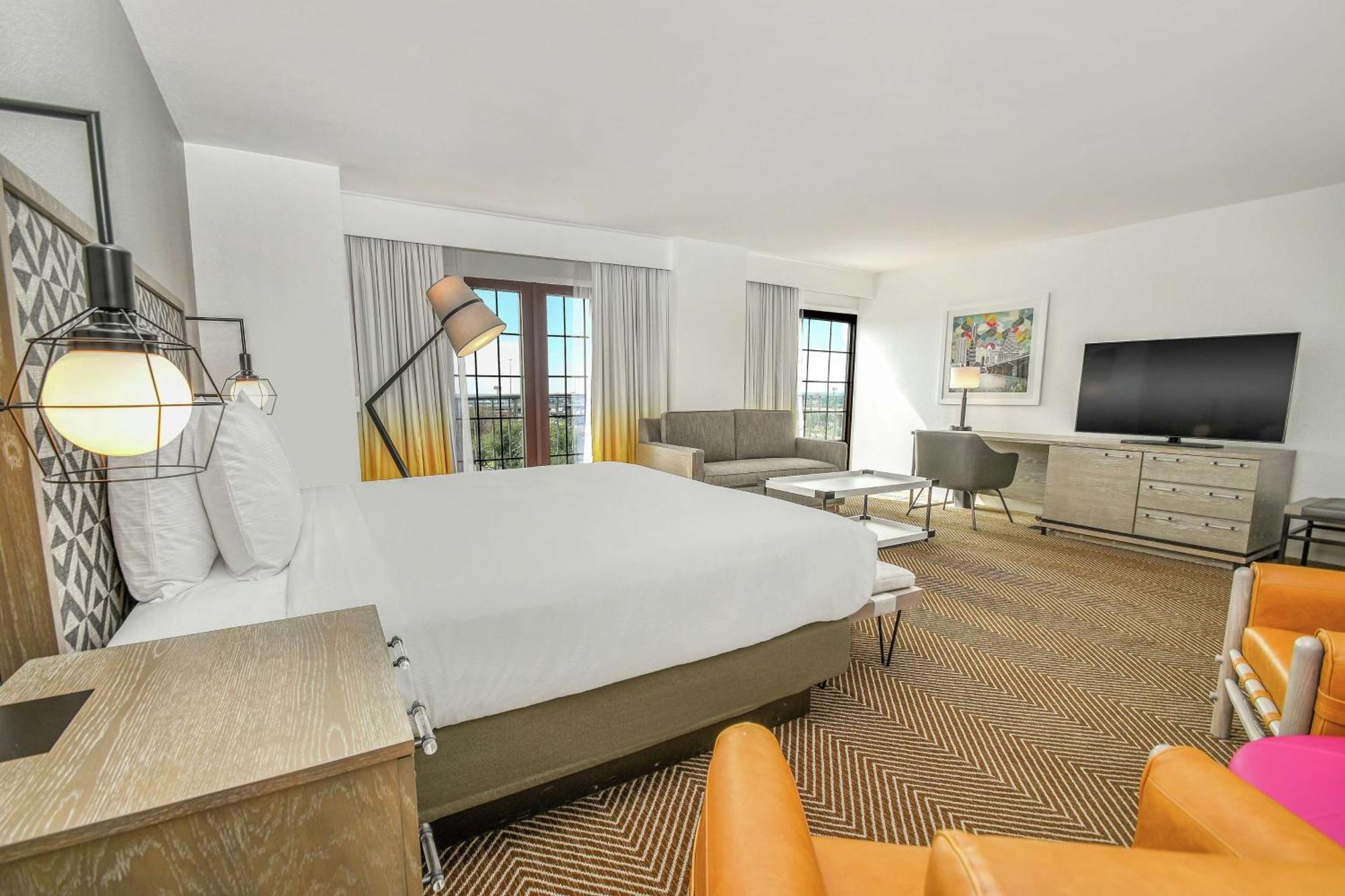 Hotel Doubletree By Hilton Austin Exteriér fotografie