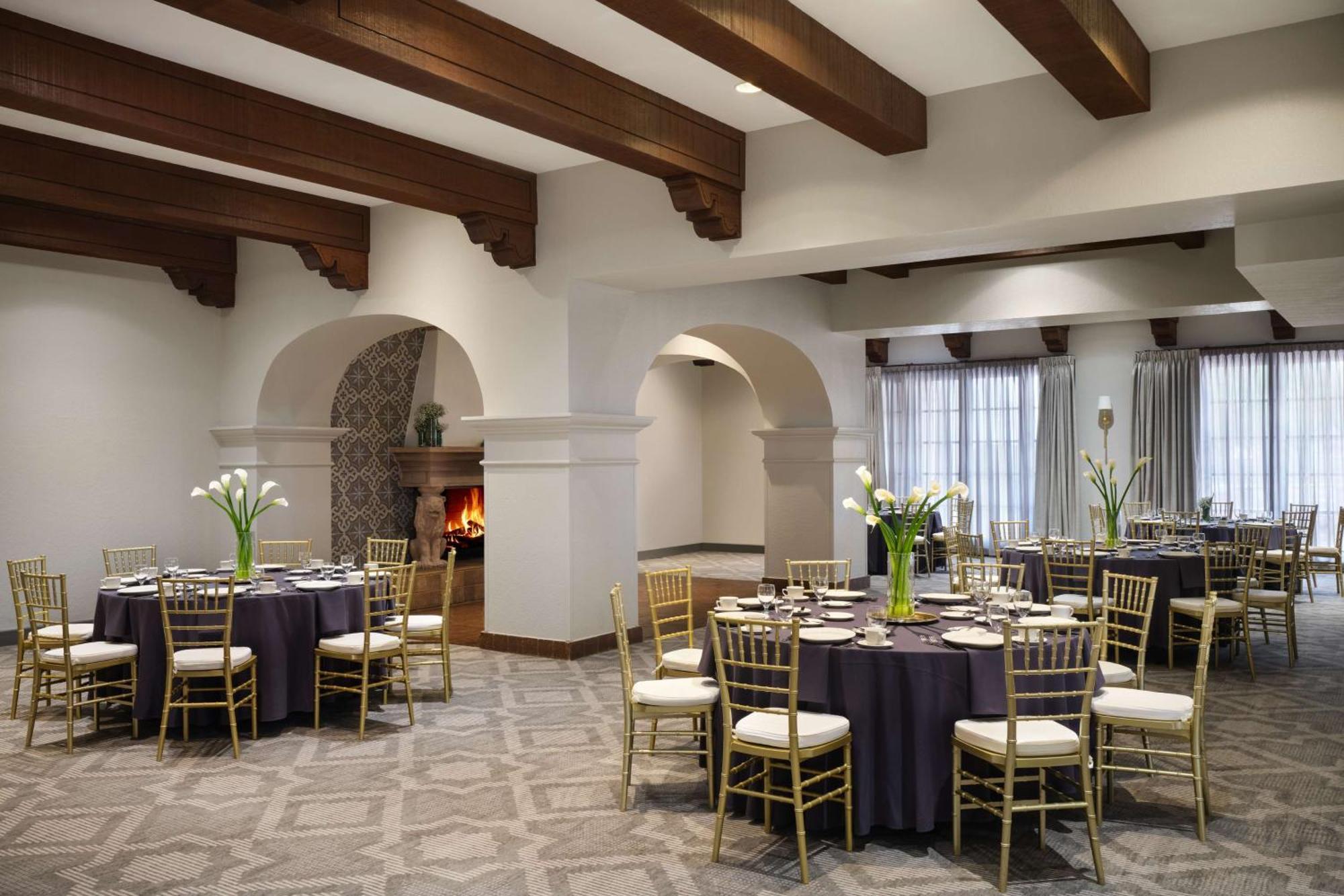 Hotel Doubletree By Hilton Austin Exteriér fotografie