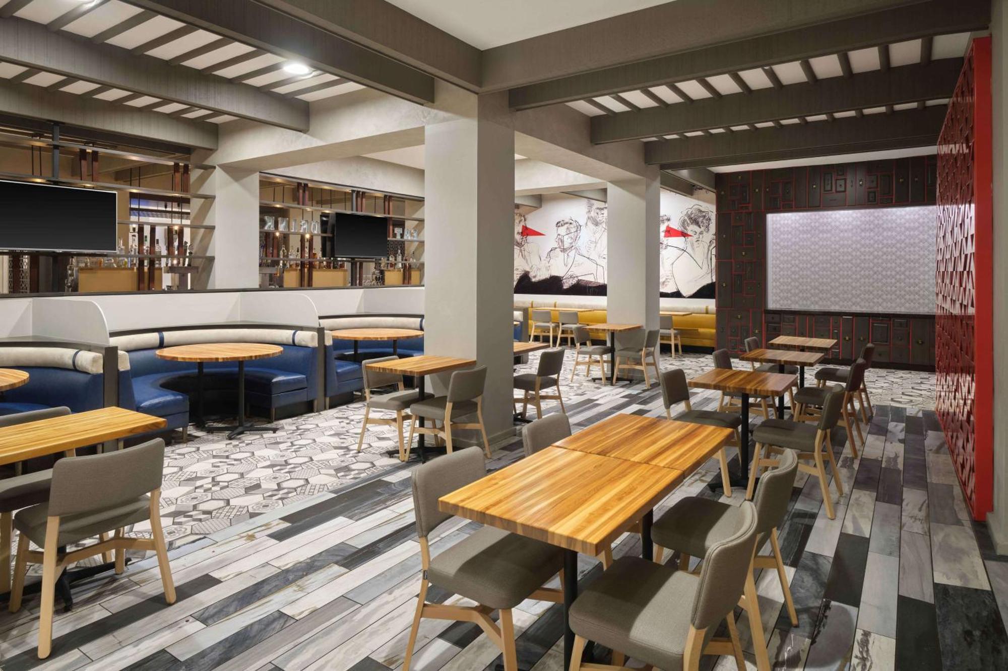Hotel Doubletree By Hilton Austin Exteriér fotografie